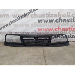 Решетка предна SUZUKI VITARA 88-98 Решетка предна SUZUKI VITARA 88-98