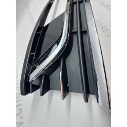 Решетка в предна броня PASSAT 2010-2015