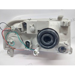 Фар за SUZUKI GRAND VITARA 98-05 Фар за SUZUKI GRAND VITARA 98-05